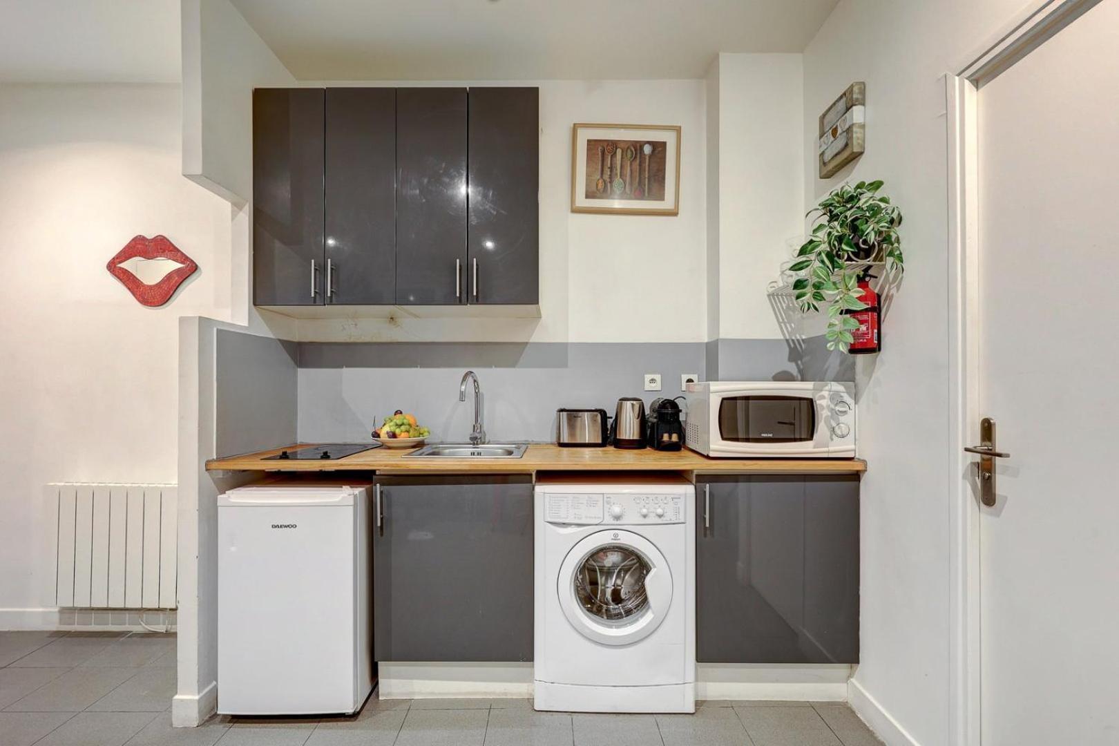 344 Angouleme - Superb In